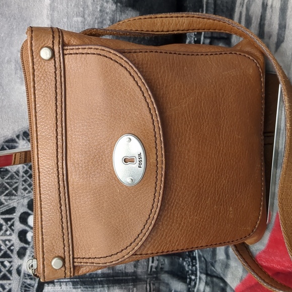 FOSSIL MADDOX Brown Leather SILVER TONE HARDWARE MINI CROSSBODY - Picture 2 of 11